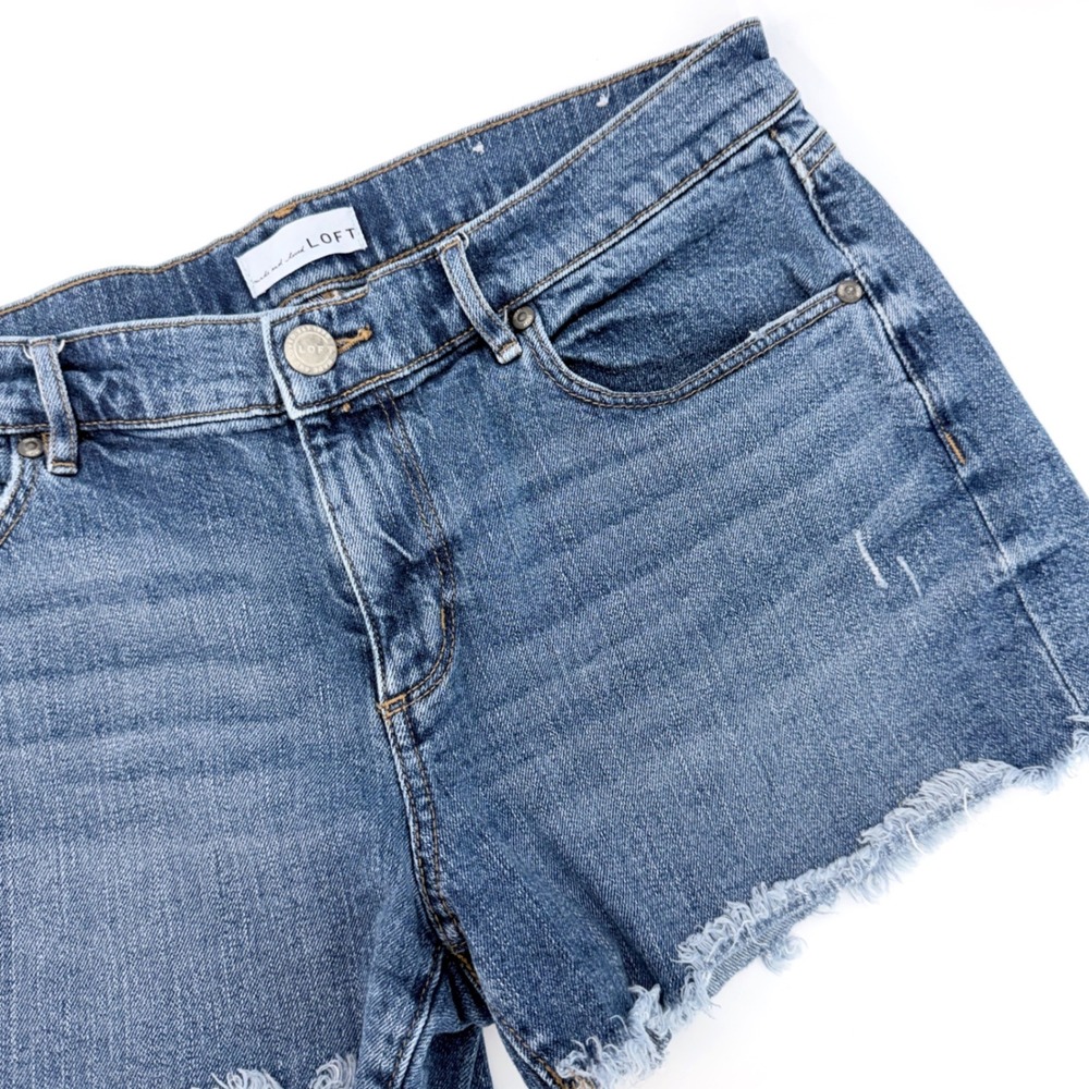 Loft Denim Shorts Womens 8 Blue Excellent Raw Hem Distressed Medium Wash 29/8